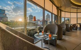 Radisson Blu Gautrain Hotel, Sandton Johannesburg